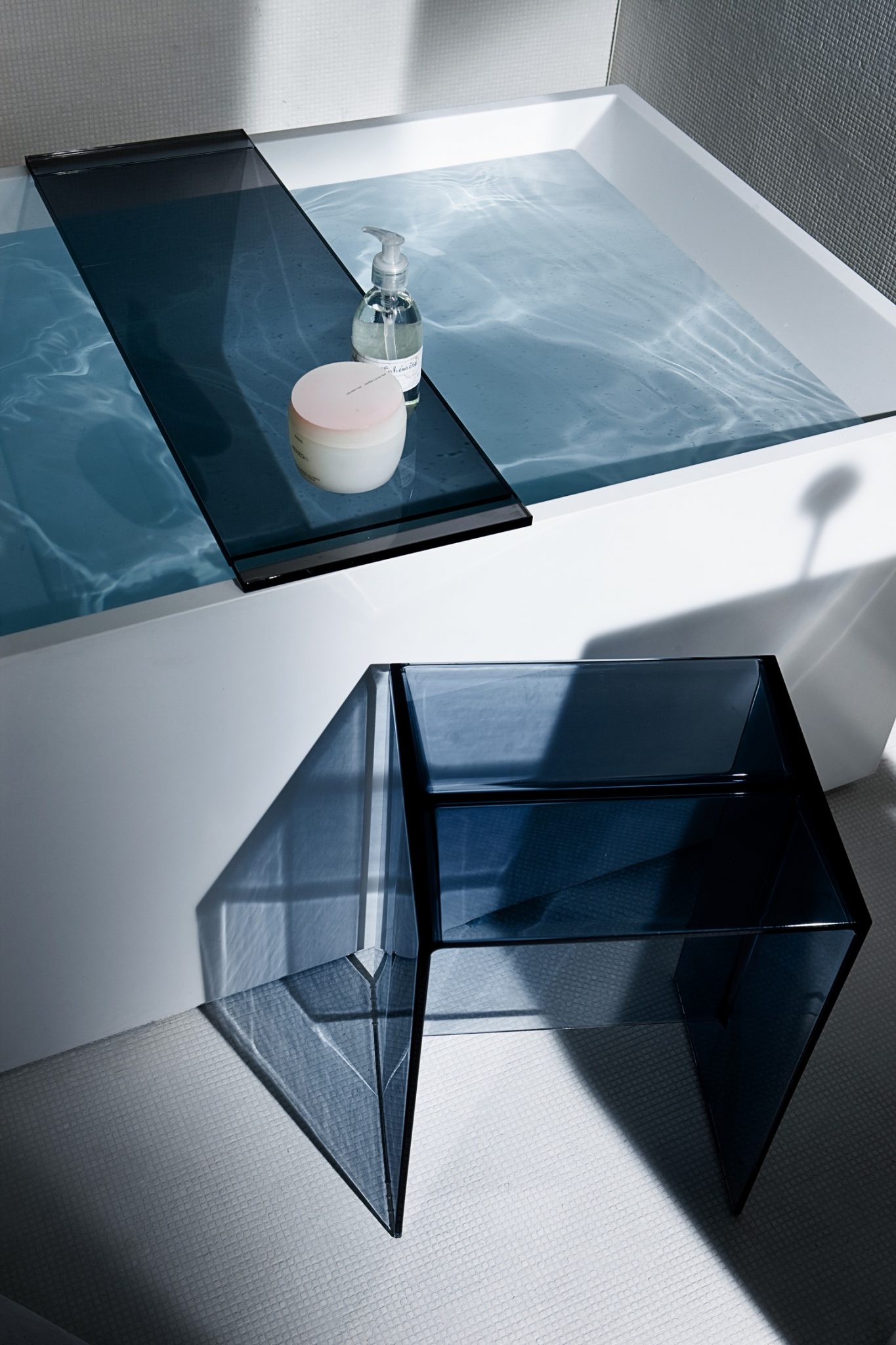 Kartell by Laufen - łazienka — akcesoria łazienkowe