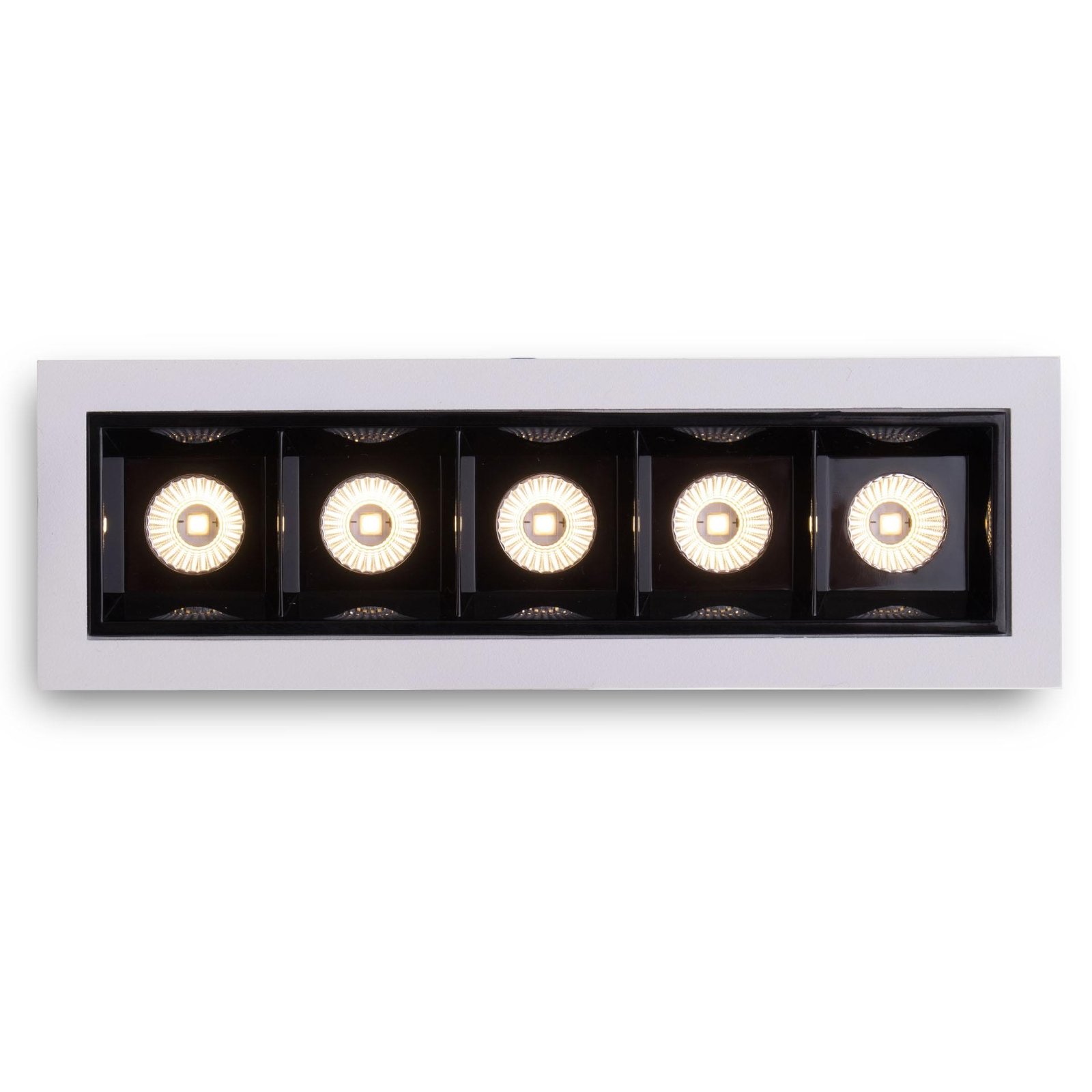 lampa LED oprawa do wbudowania kuchnia gabinet przedpokój salon
